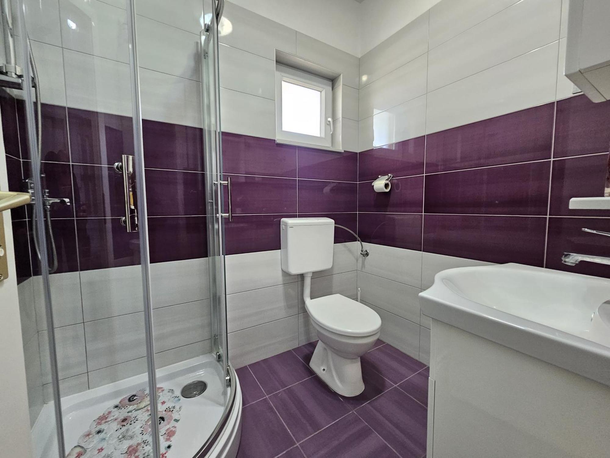 Modern Apartment Nikola In A Quiet Area Kaštel Stari Buitenkant foto